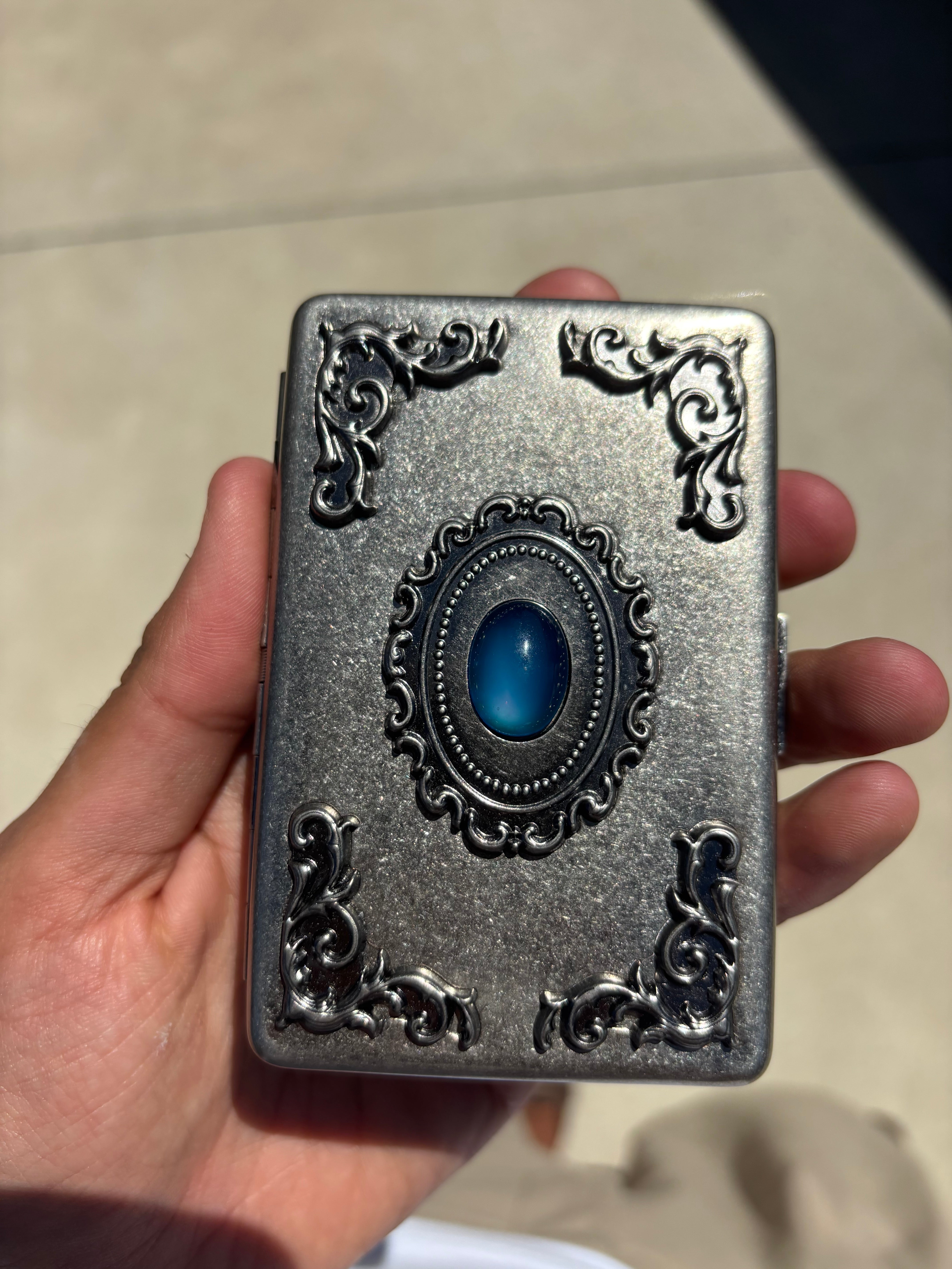 The ‘Mediterranean wallet’