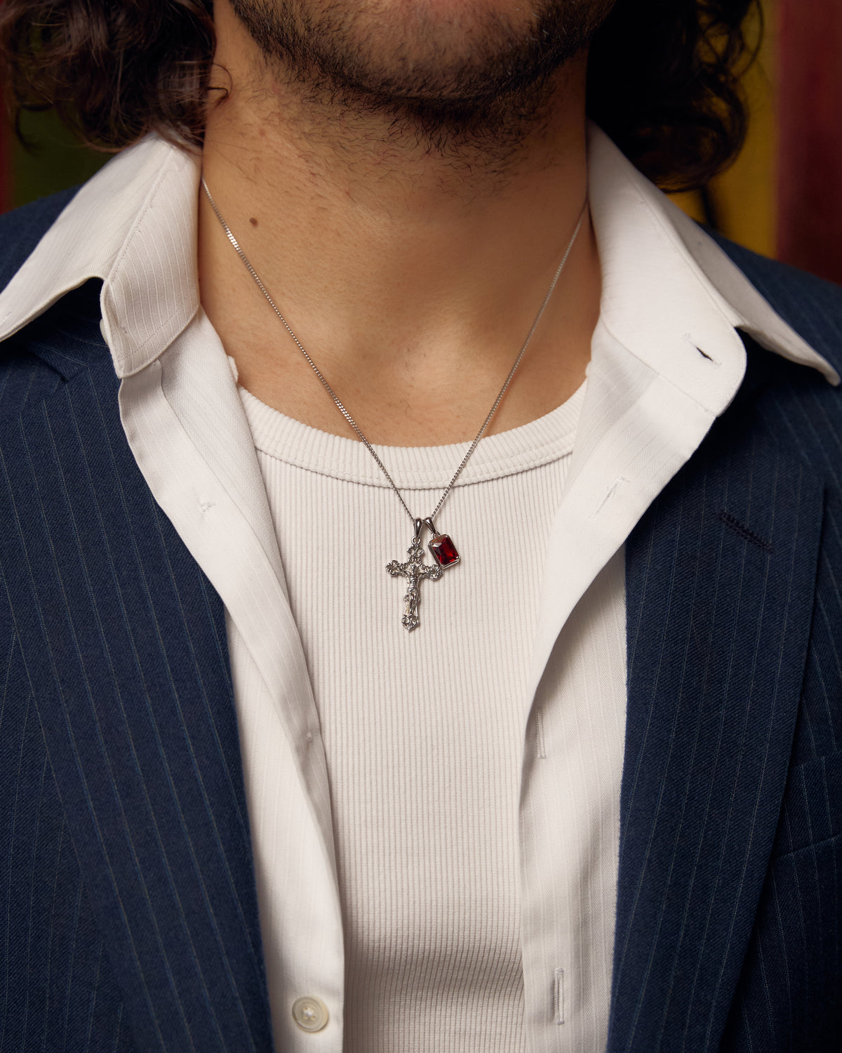 Motif crucifix x Lisbon red stone stack - Silver