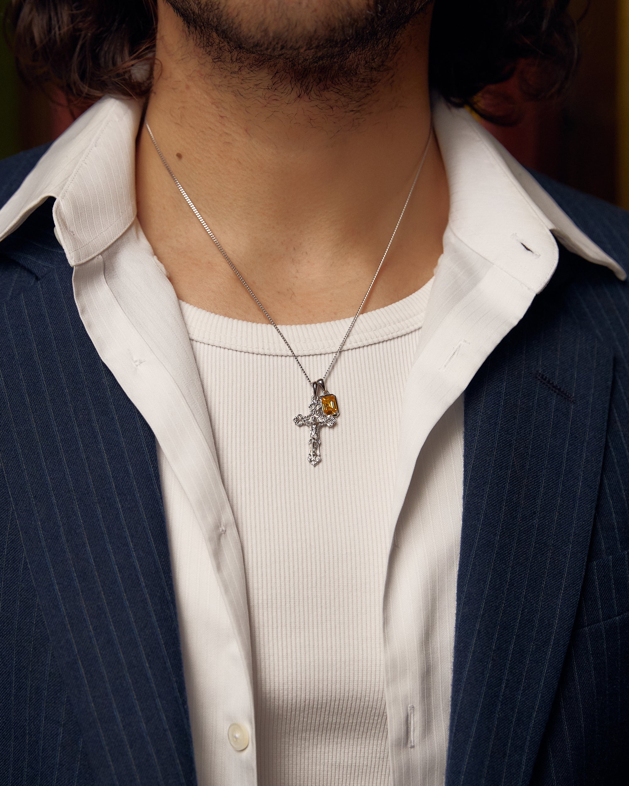 Motif crucifix x illios stone stack