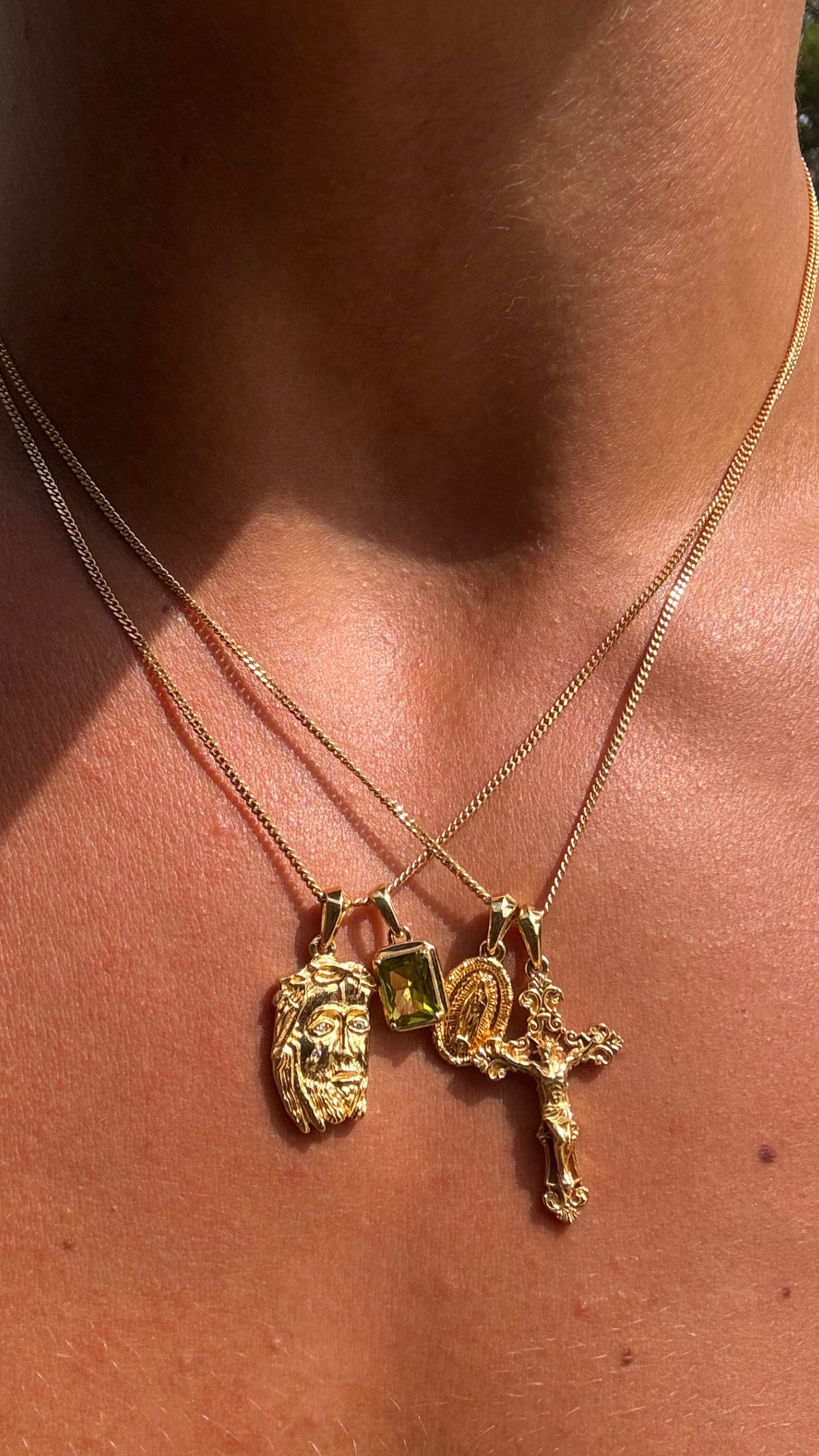 Tearing Jesus Piece x Mediterranean Olive stone stack - Gold