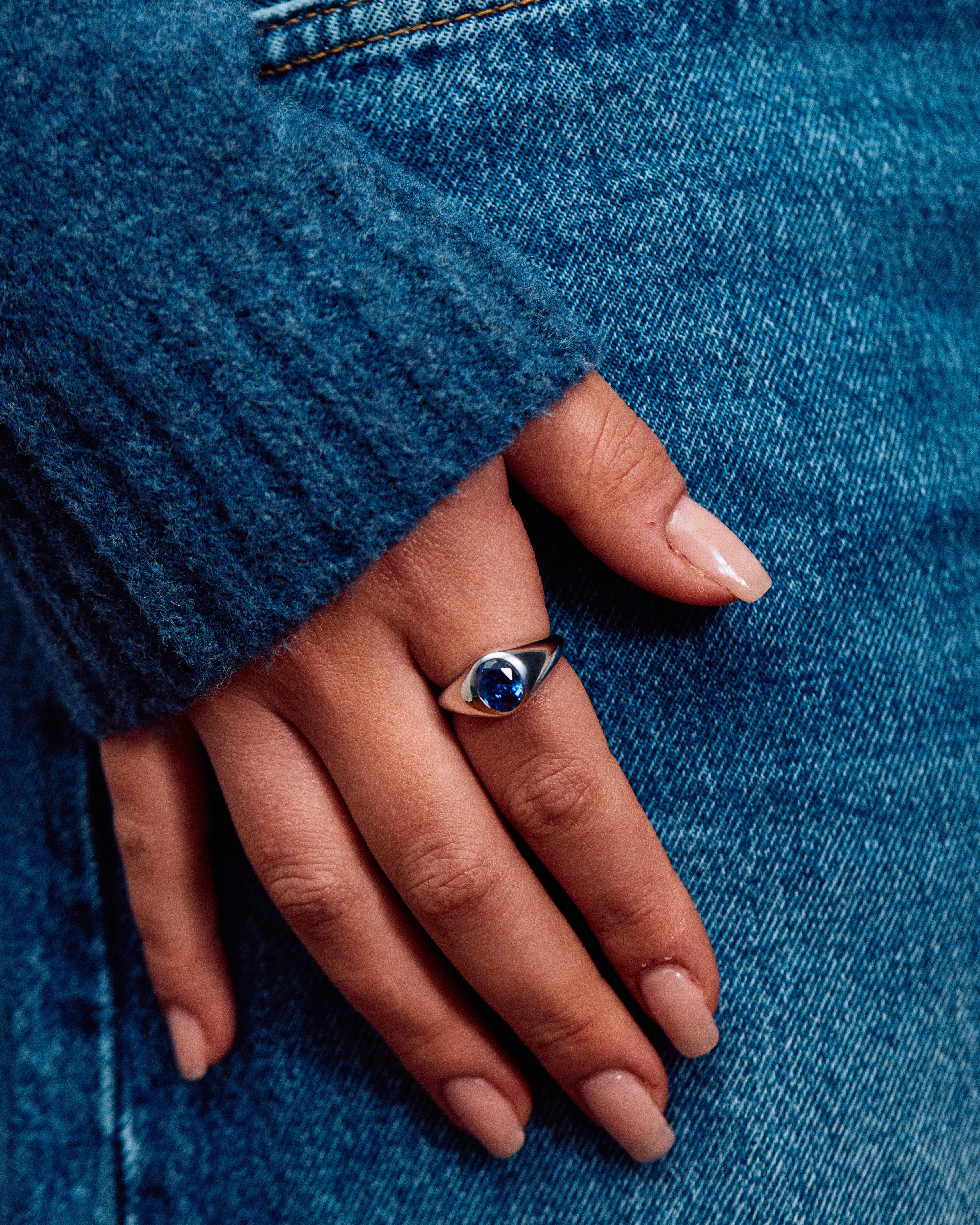 Porto Sapphire Signet ring - Silver