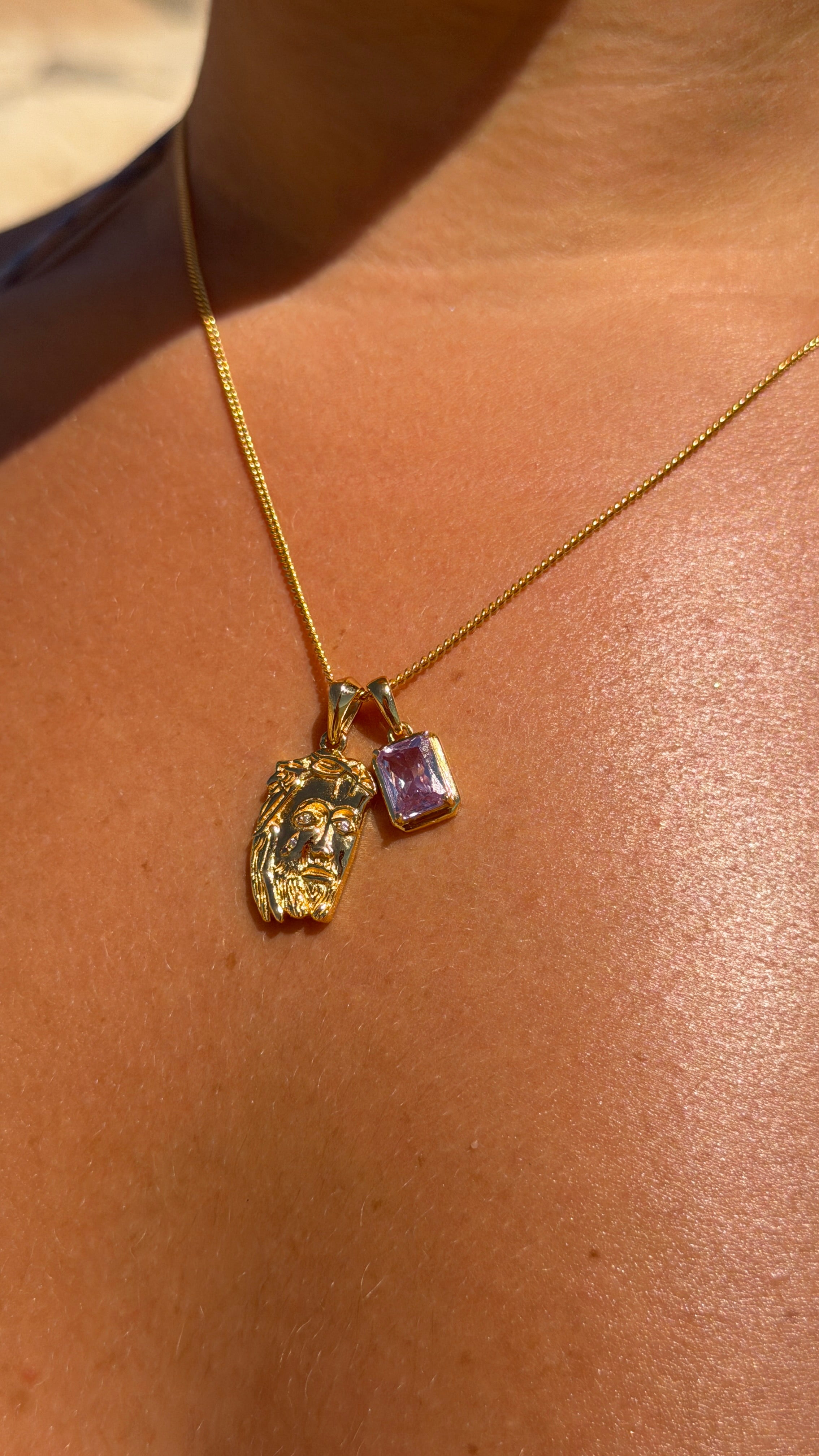 Tearing Jesus Piece x Lavender stone stack - Gold