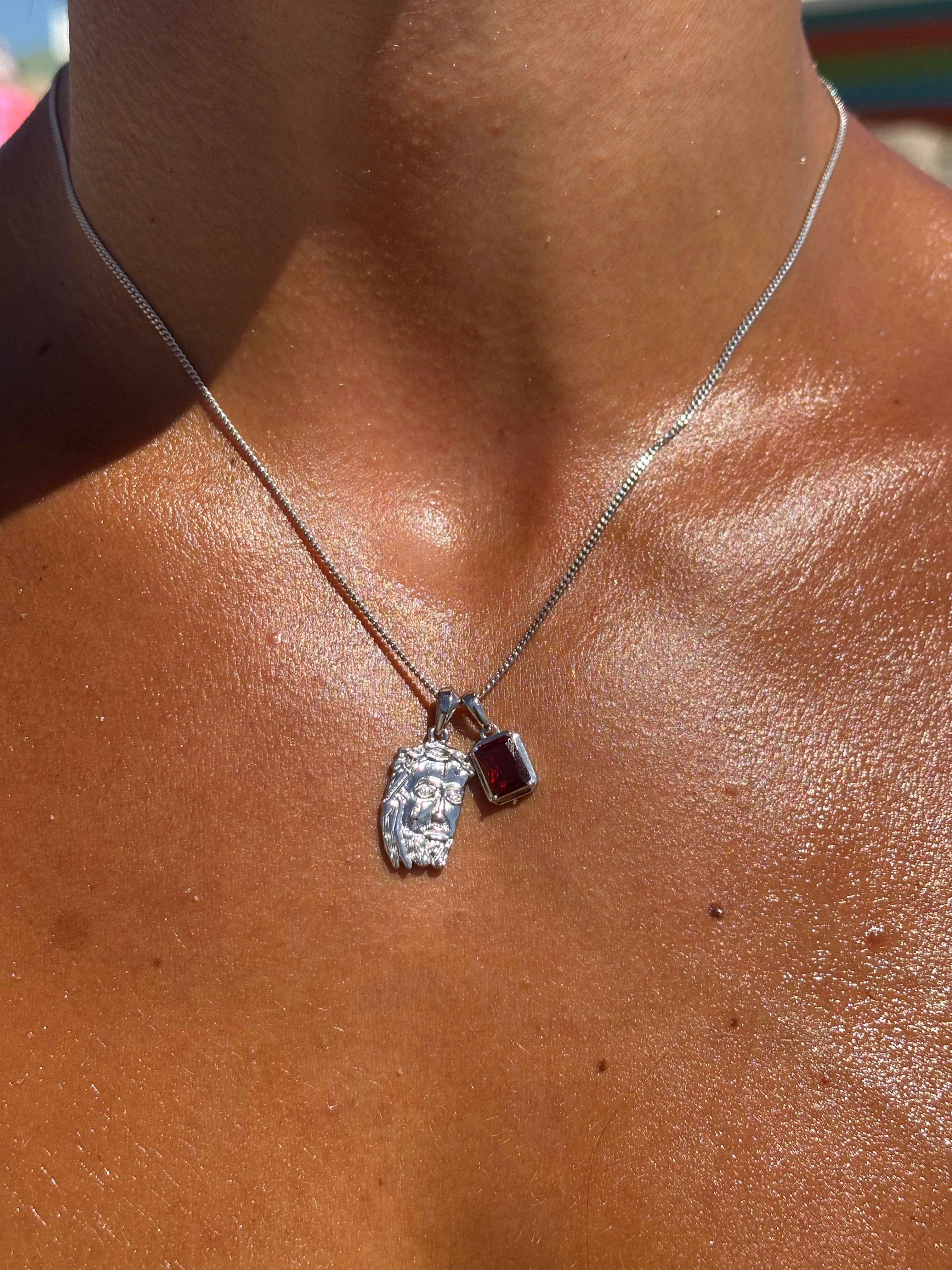 Tearing Jesus Piece x Lisbon red stone stack - Silver