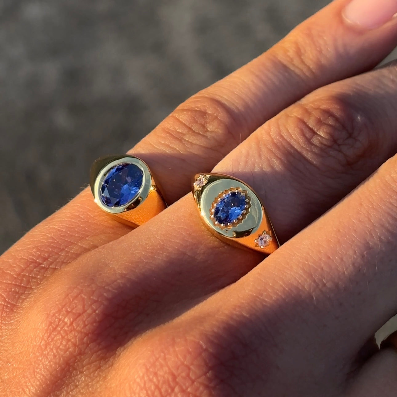 Porto Sapphire Signet ring - Gold